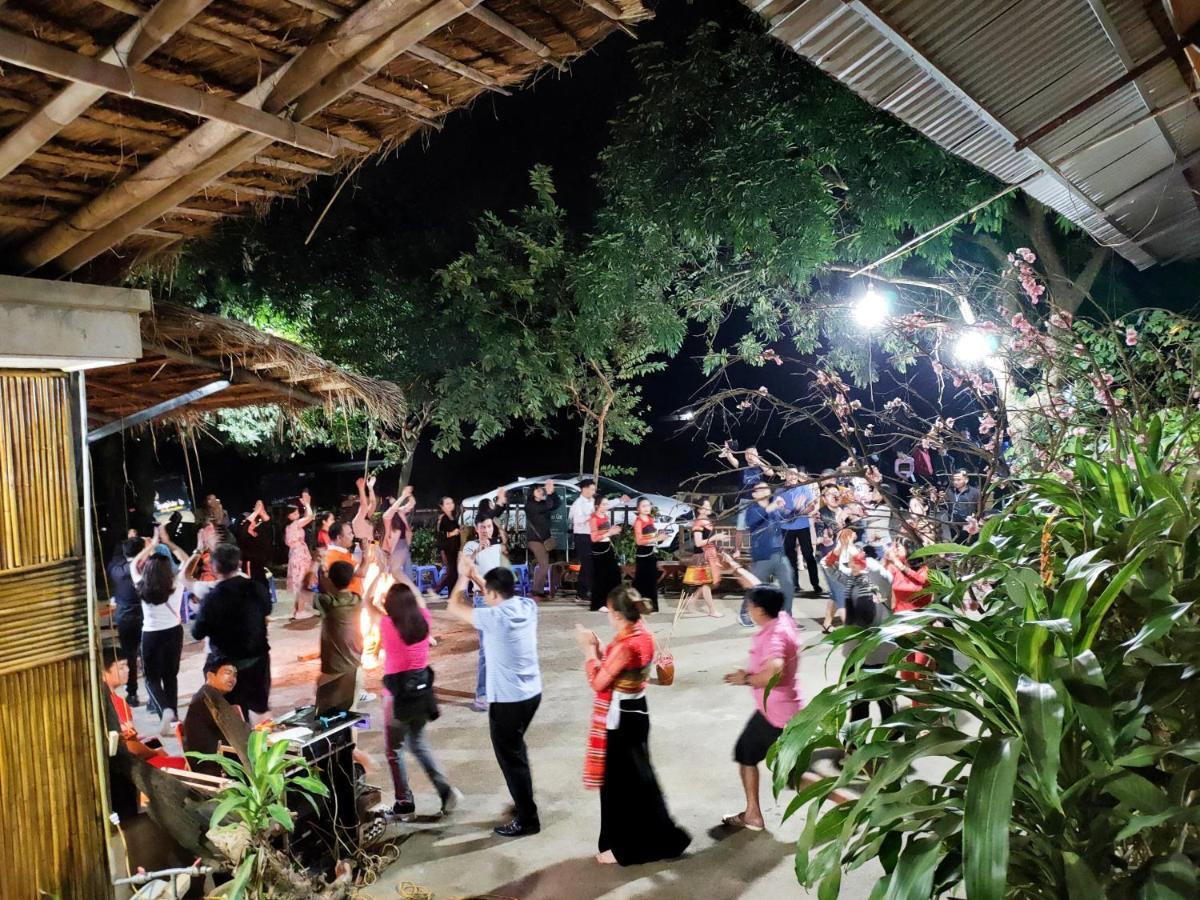 Homestay Quan Hang ماي تشاو المظهر الخارجي الصورة