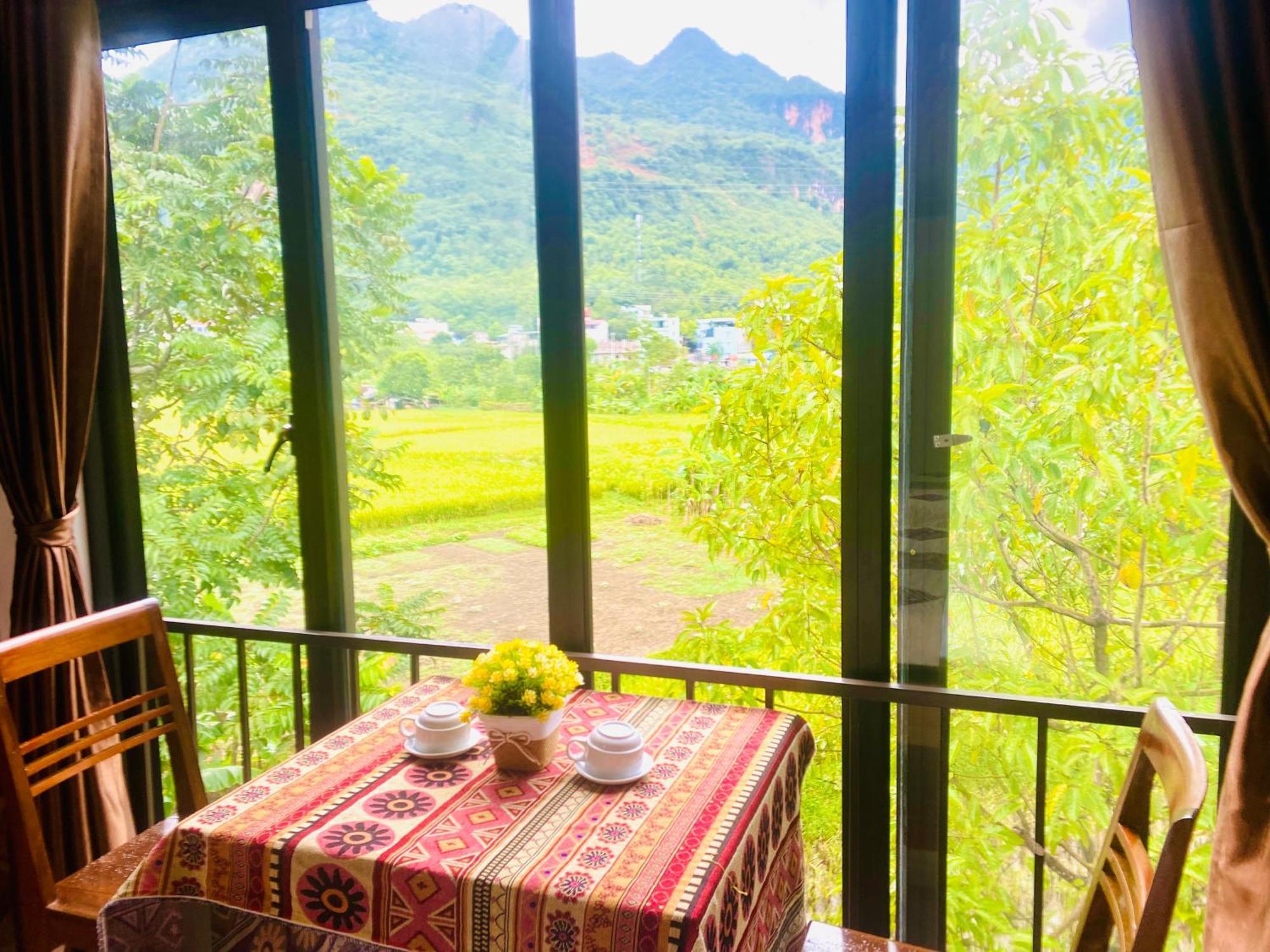 Homestay Quan Hang ماي تشاو المظهر الخارجي الصورة